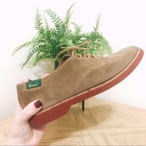 G.H BASS & CO Suede Pasadena Size 8